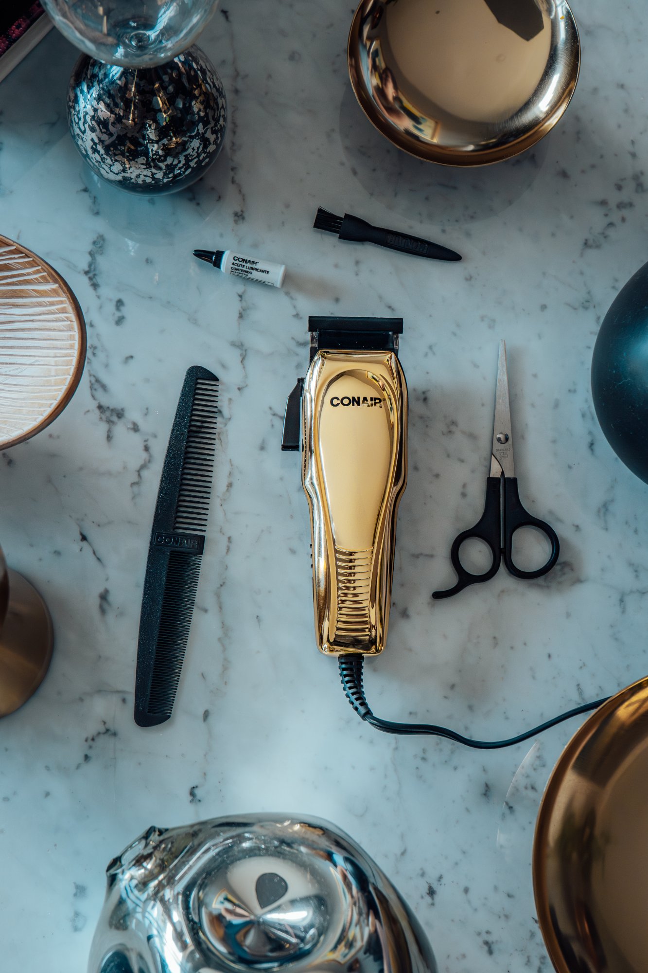 Clipper Conair dorado flatlay