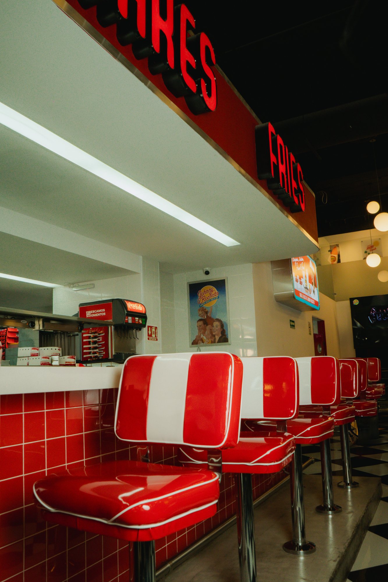 Burger con Heinz en barra