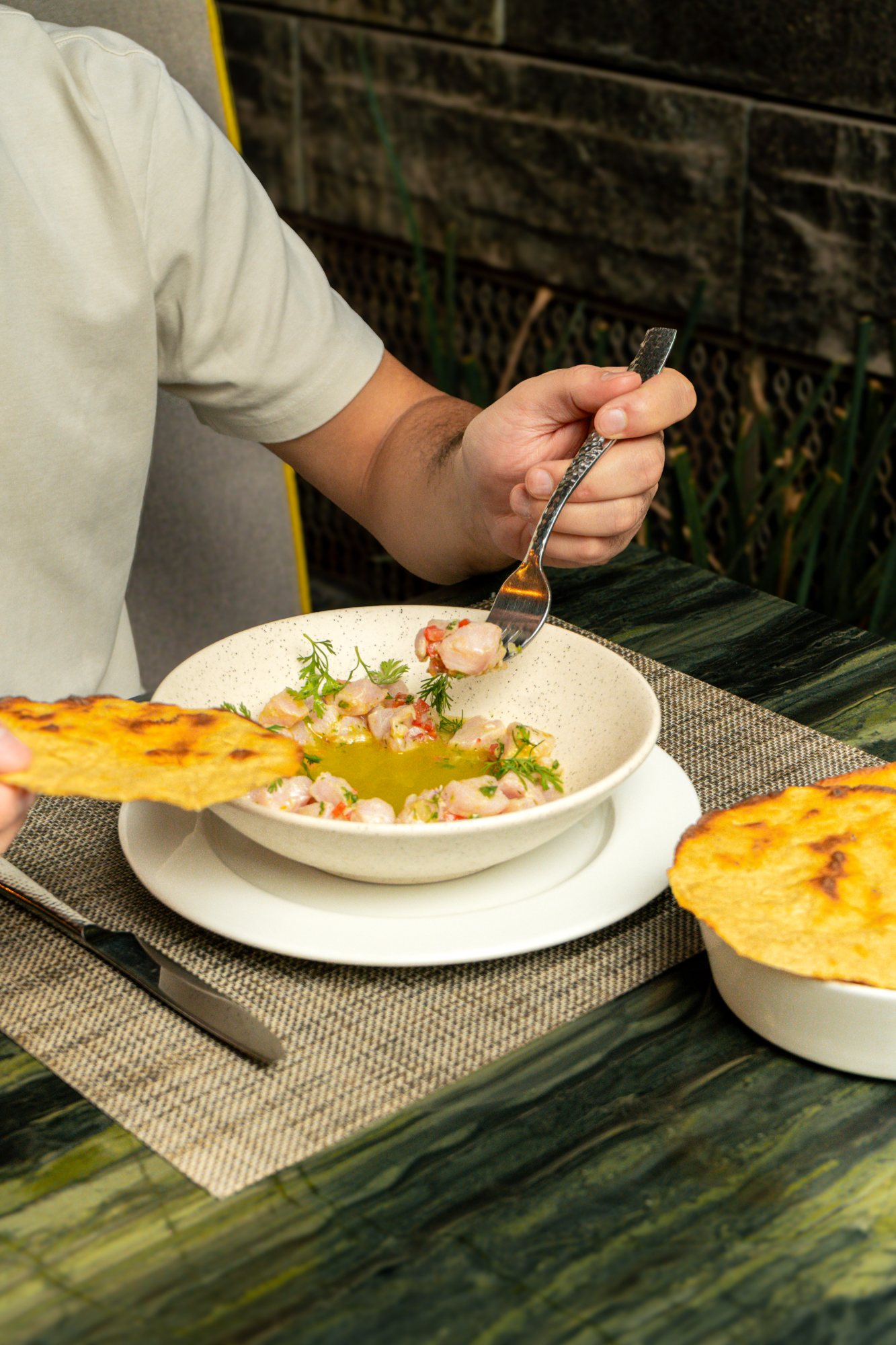 Ceviche con tostada